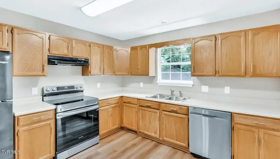112 Boardwalk, Bristol, TN 37620 - #3