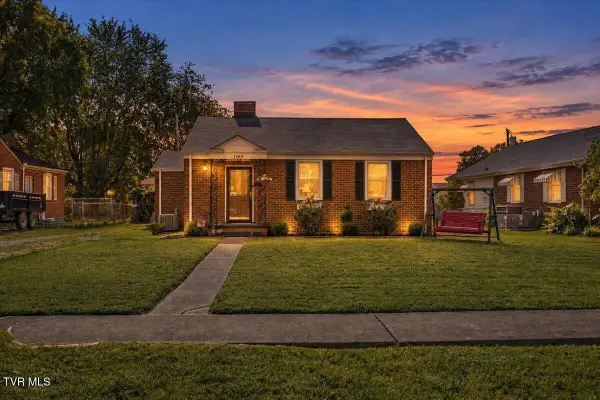 1565 Pineola Avenue, Kingsport, TN 37664