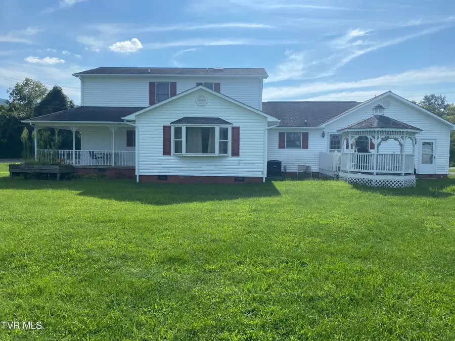 239 Blue Springs Road, Elizabethton, TN 37643 - #2