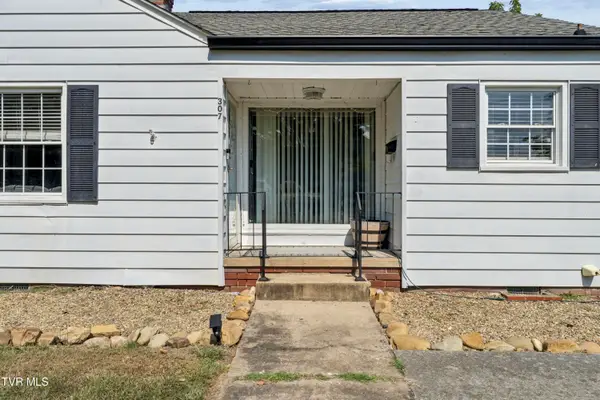 307 East D Street, Elizabethton, TN 37643