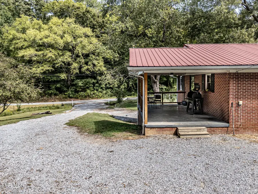 431 Big Springs Drive, Mosheim, TN 37818 - #3