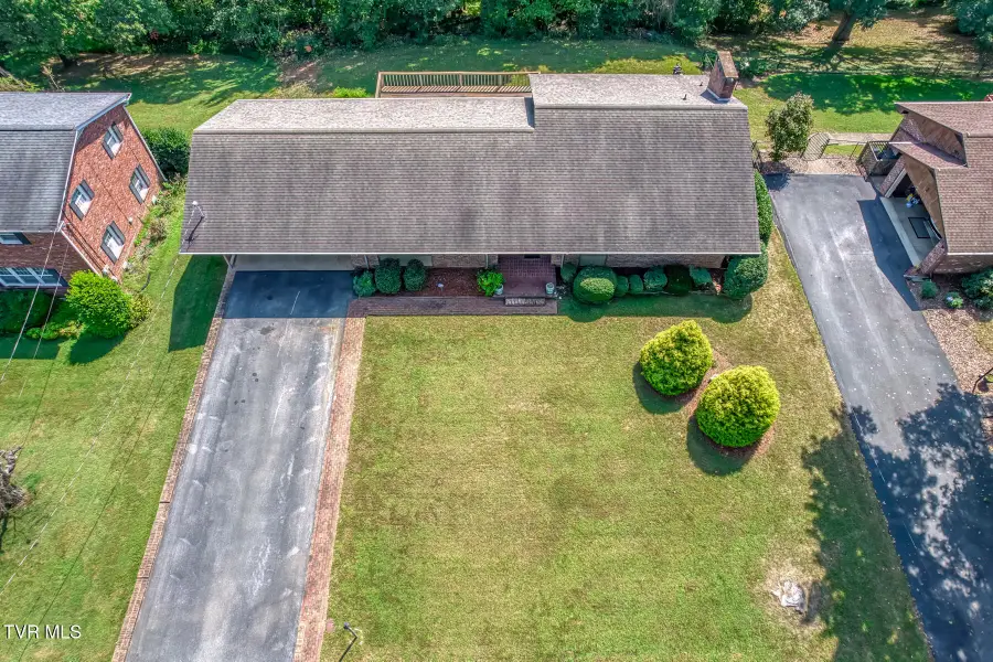 817 Beechwood Drive, Kingsport, TN 37663 - #2