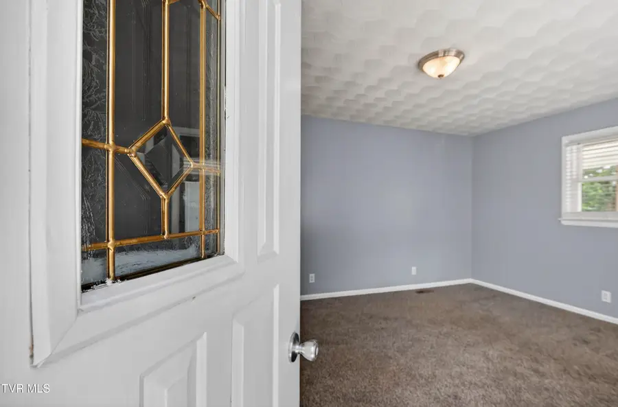 405 Holston Heights Dr. Drive, Glade Spring, VA 24340 - #2