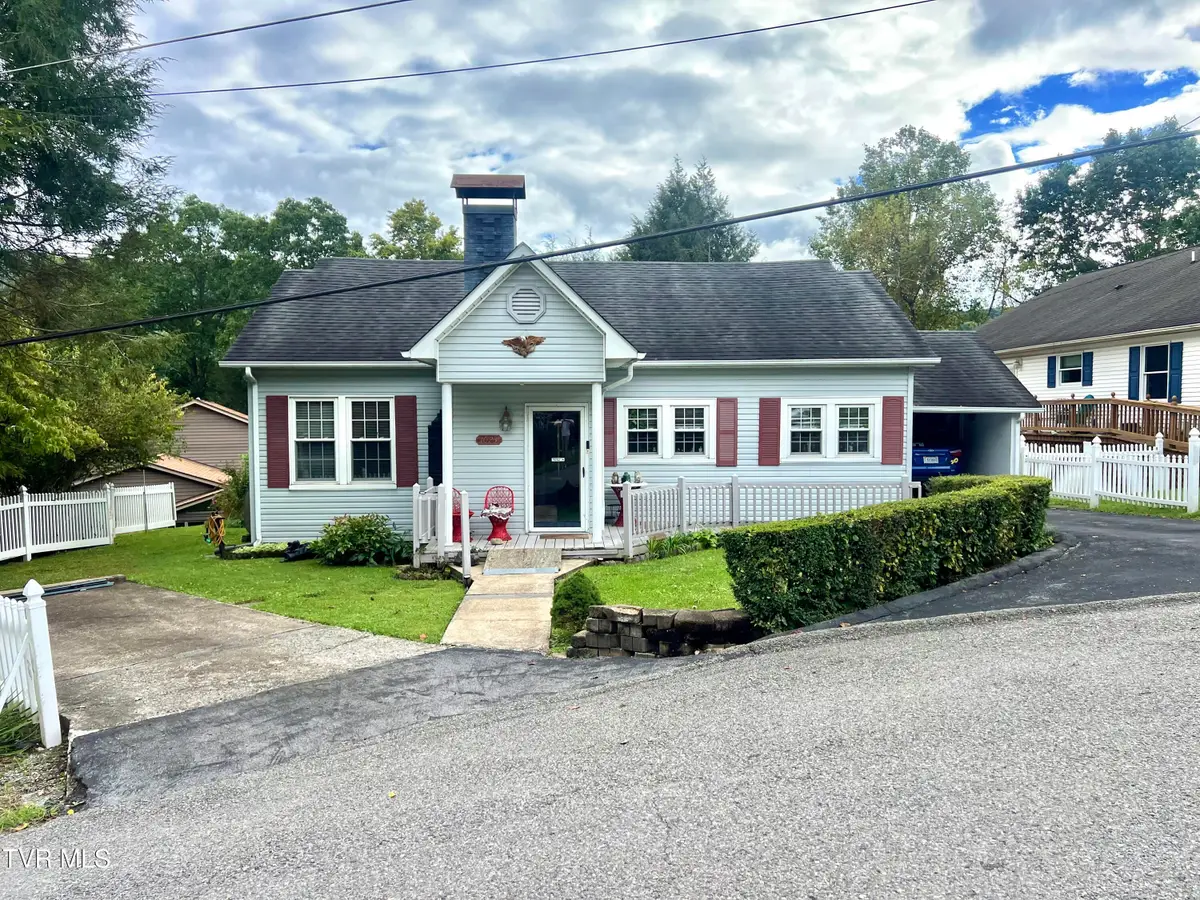 1023 Northwest Ridge Avenue, Norton, VA 24273 - #1