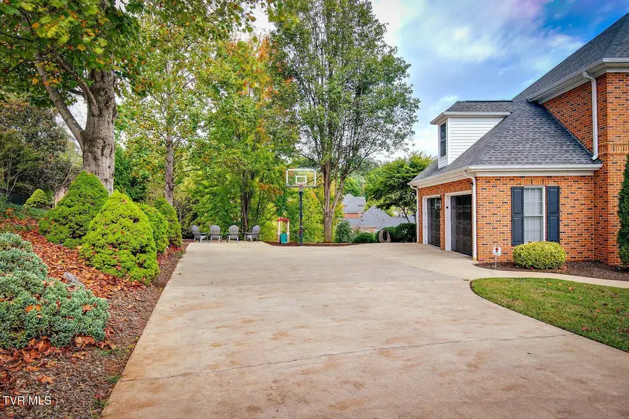 2028 Ambridge Drive, Kingsport, TN 37664 - #3