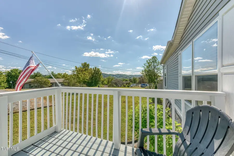109 Lakeview Lane, Johnson City, TN 37615 - #2