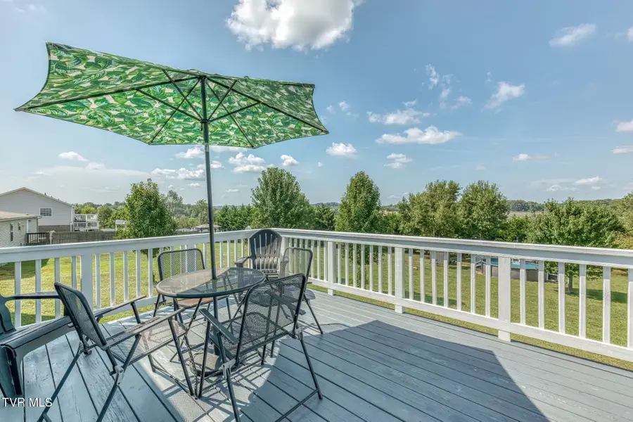 109 Lakeview Lane, Johnson City, TN 37615 - #3