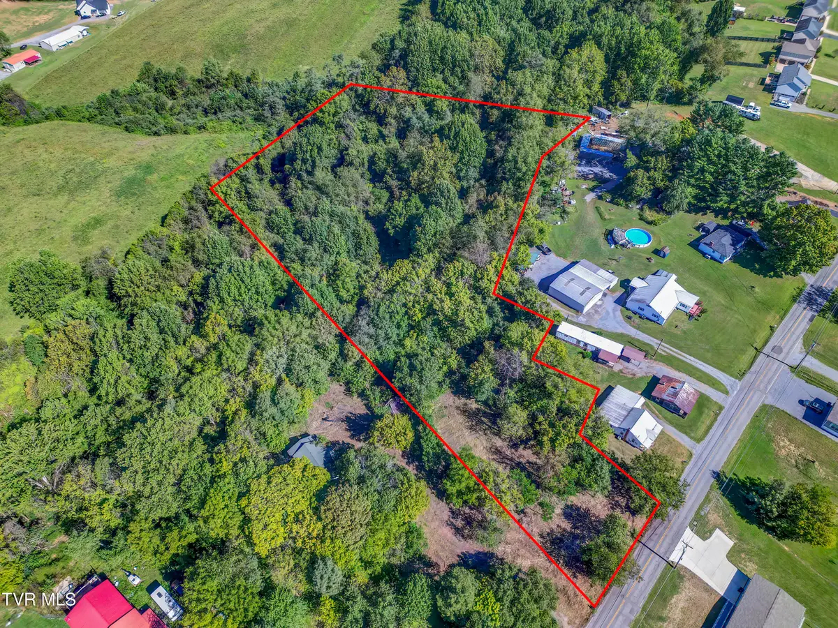 213 Valley Pike Road, Bristol, TN 37620 - #1