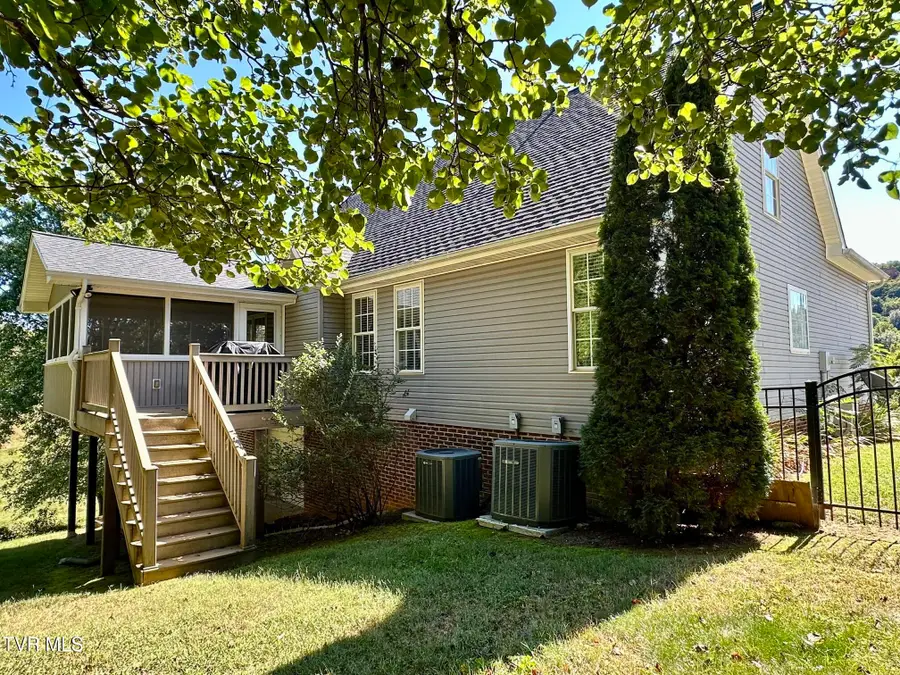 4630 Sundown Drive, Kingsport, TN 37664 - #3