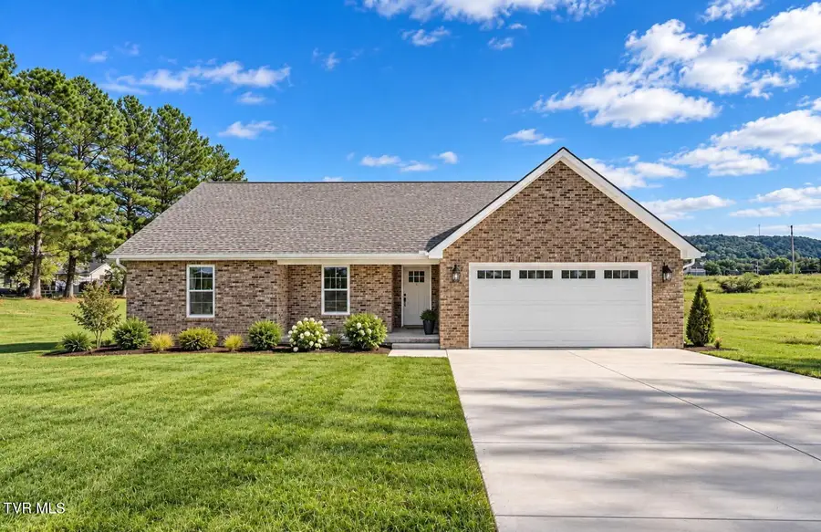 3844 Lake Valley Drive, Kingsport, TN 37664 - #2