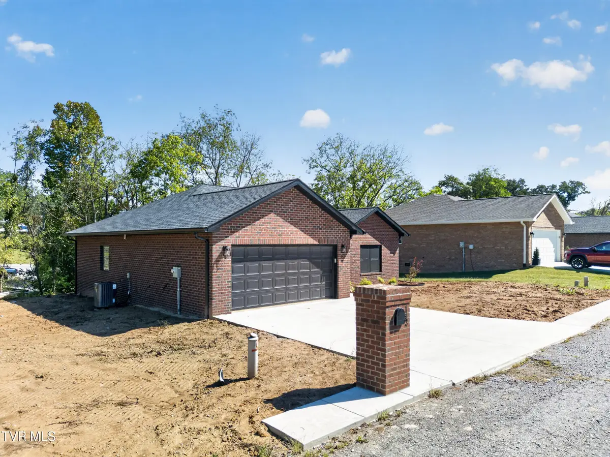 142 Patriot Crossing, Greeneville, TN 37745 - #1