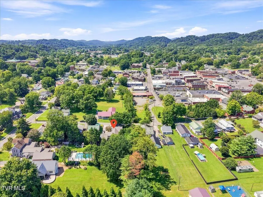 204 Huffmaster Street, Rogersville, TN 37857 - #3