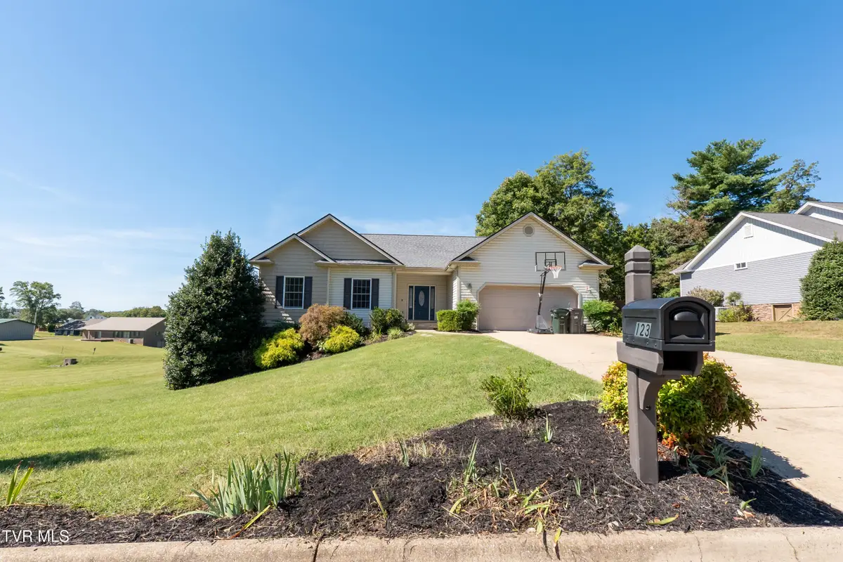 123 Owen Lane, Greeneville, TN 37745 - #1