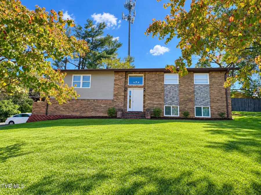 154 Locust Circle, Pennington Gap, VA 24277 - #3