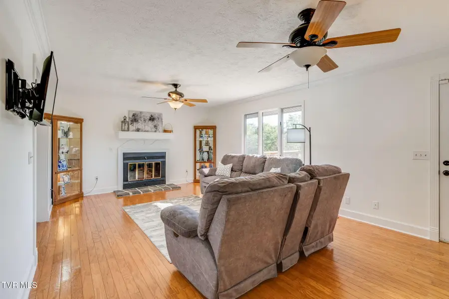 518 Windsor Forest Drive, Kingsport, TN 37663 - #3