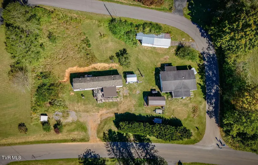 571 Call Valley Road, Swords Creek, VA 24649 - #2
