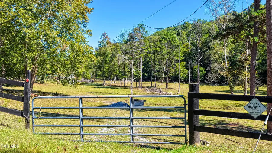 628 Grassy Creek, Rogersville, TN 37857 - #3
