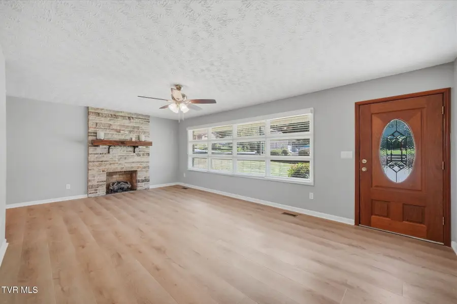 2337 Inglewood Drive, Kingsport, TN 37664 - #2