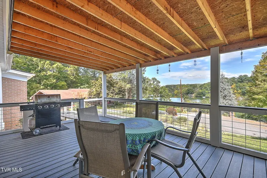 3404 Lakeshore Drive, Kingsport, TN 37663 - #2