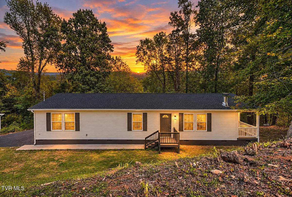 109 Daniel Lane, Elizabethton, TN 37643 - #1