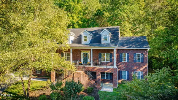 204 Fox Path Court, Kingsport, TN 37663