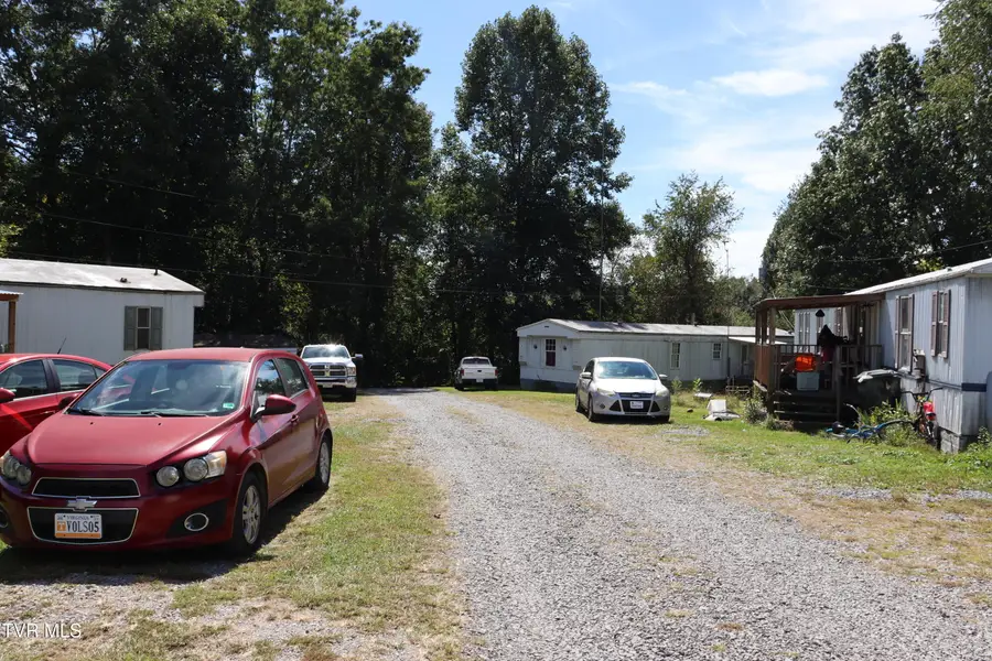 3810 Mcreynolds Road, Coeburn, VA 24230 - #2