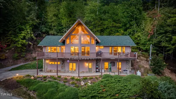 2899 Lakeview Drive, Butler, TN 37640