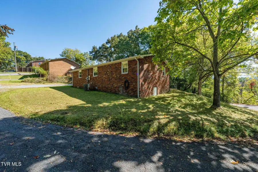 338 Gifford Road, Bristol, TN 37620 - #2