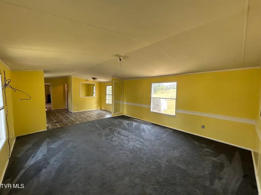 71 Whispering Road, Greeneville, TN 37743 - #2