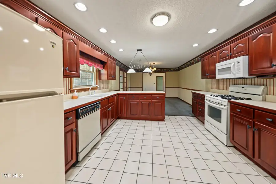 1235 Golf Course Road, Newport, TN 37821 - #2