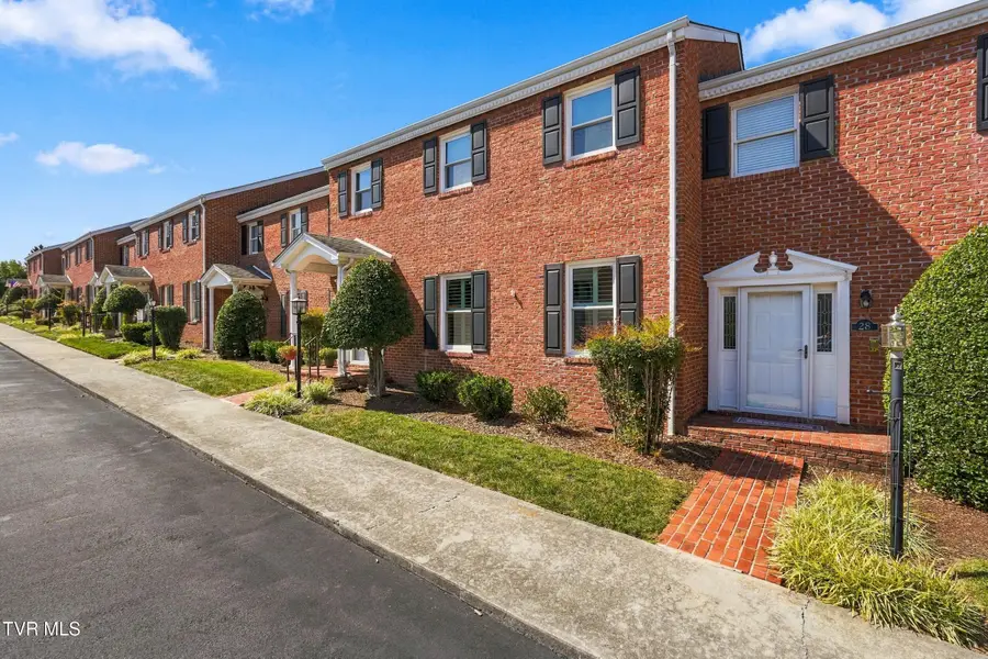 2734 East Oakland #C27, Johnson City, TN 37601 - #2