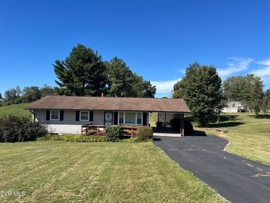 419 Taylor Street, Nickelsville, VA 24271 - #2