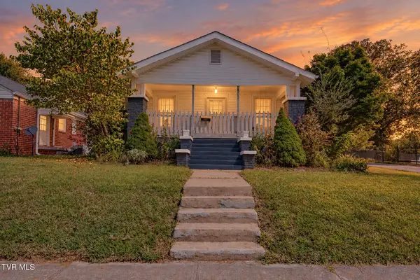 900 West Hillcrest Drive, Johnson City, TN 37604