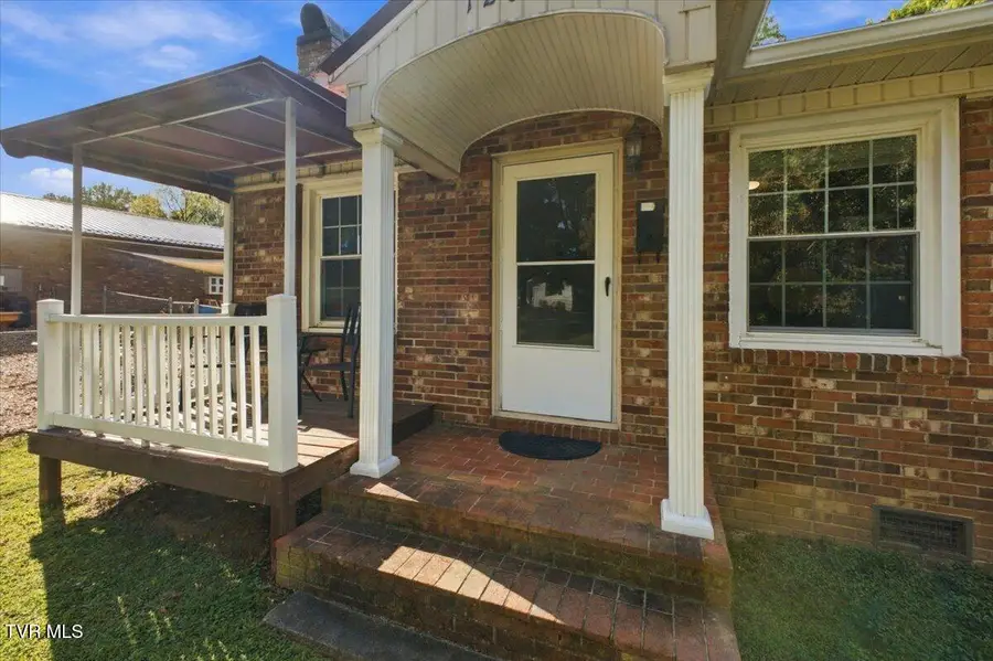 1205 East Chilhowie Avenue, Johnson City, TN 37601 - #3