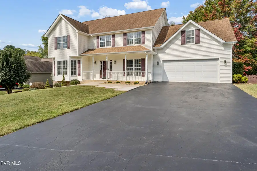 416 Logan Circle, Bluff City, TN 37618 - #2