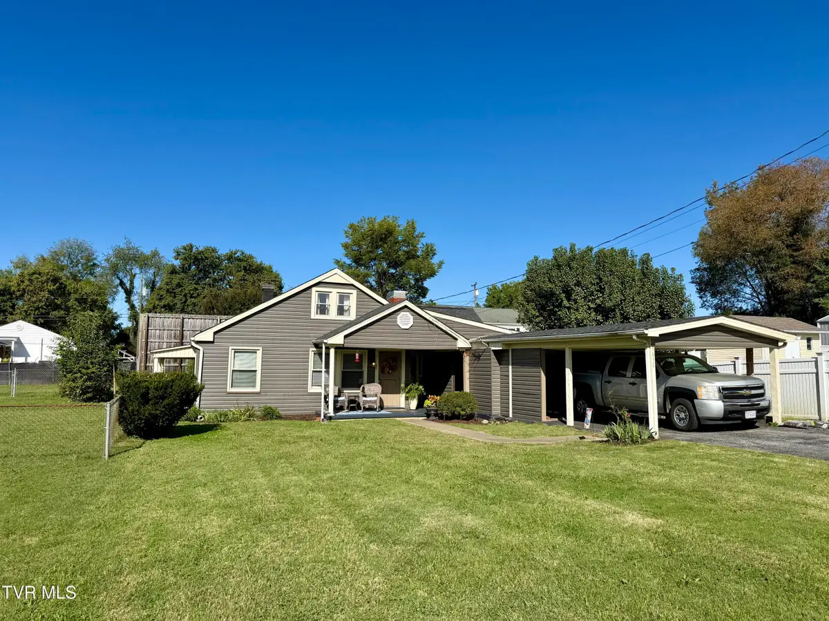 1616 Pershing Avenue, Bristol, TN 37620 - #1