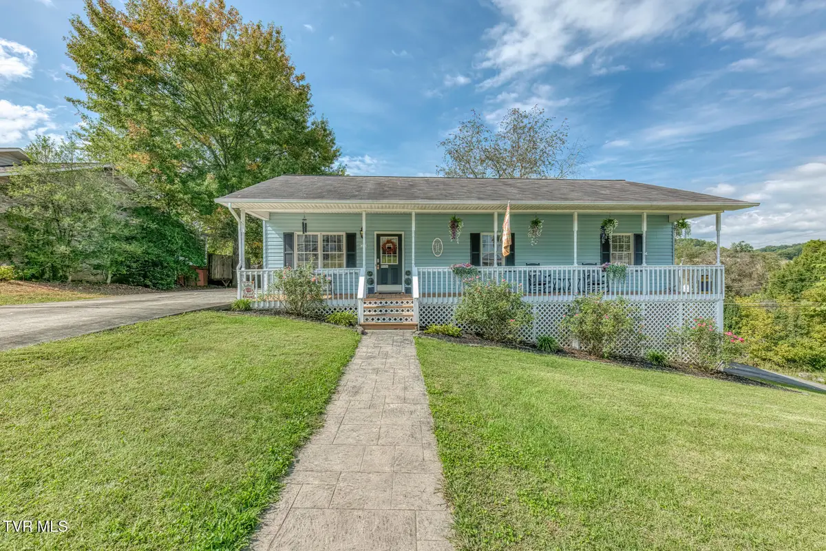 118 Valley Crest Drive, Mount Carmel, TN 37645 - #1