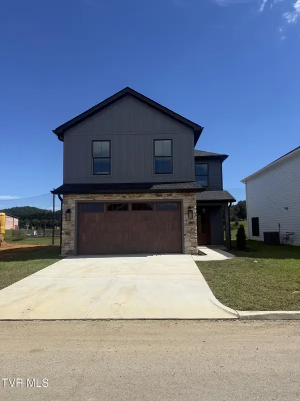 328 Monroe Drive, Bristol, TN 37620