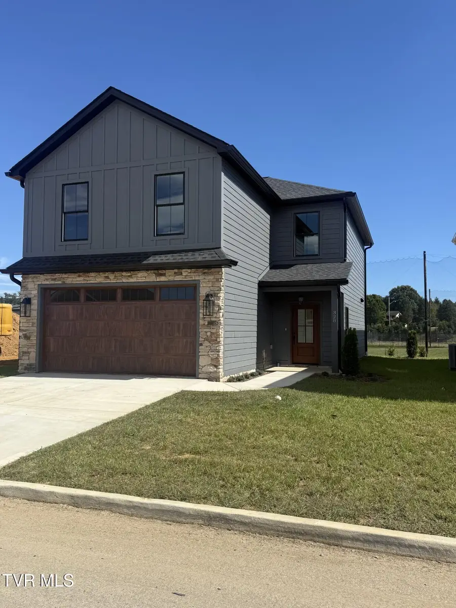 328 Monroe Drive, Bristol, TN 37620 - #2