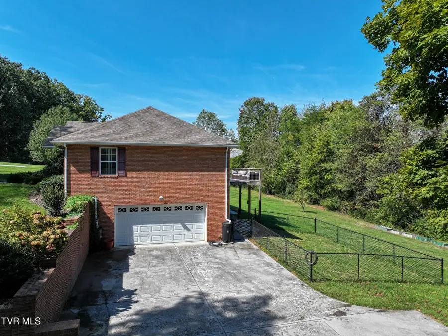 510 Gaye Drive, Jefferson City, TN 37760 - #3