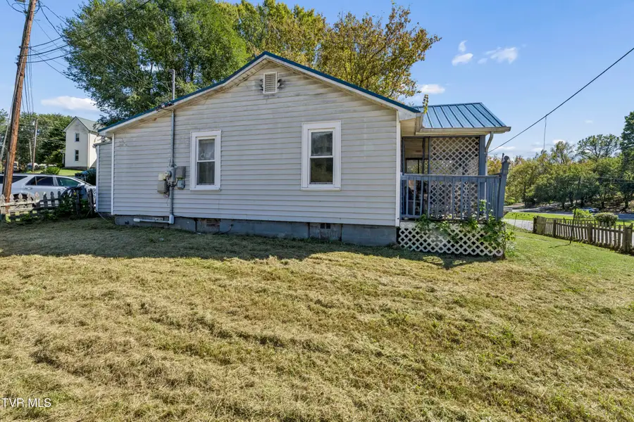 1313 5th Street, Bristol, TN 37620 - #3