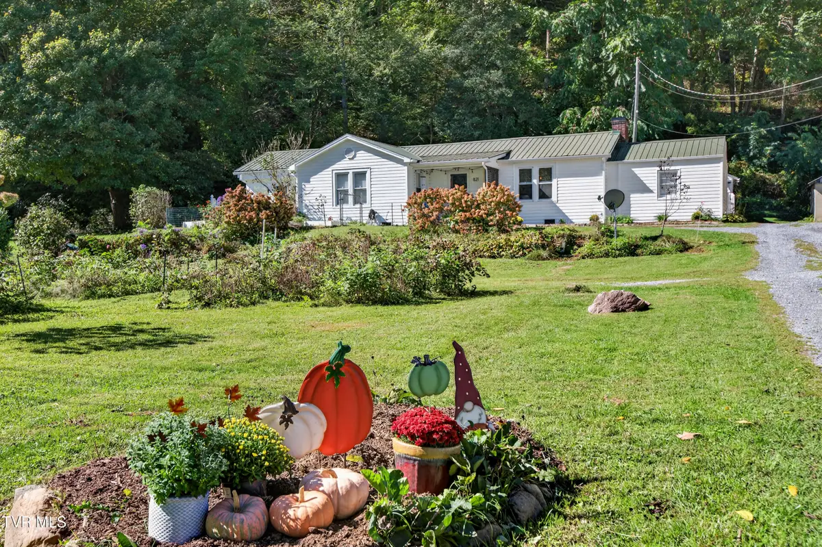 821 South Beaver Dam Avenue, Damascus, VA 24236 - #1