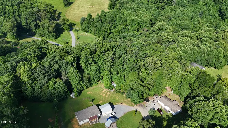Tr 4 Crystal Lane, Unicoi, TN 37692 - #2
