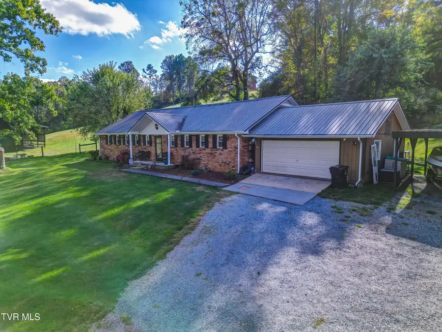 1262 White Top Road, Bluff City, TN 37618 - #2