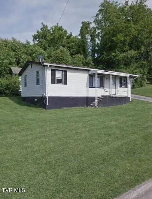 105 Robinson Street, Greeneville, TN 37743 - #2