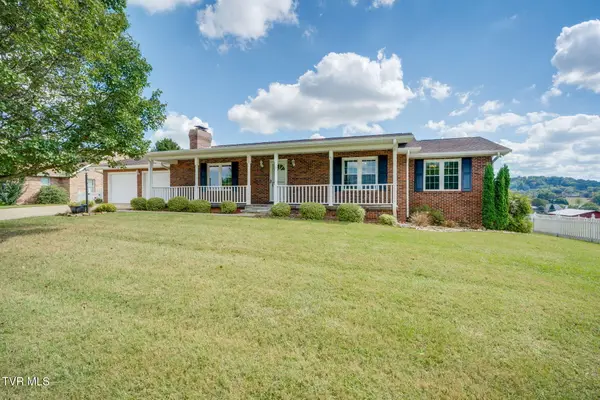208 Bart Green Drive, Johnson City, TN 37615