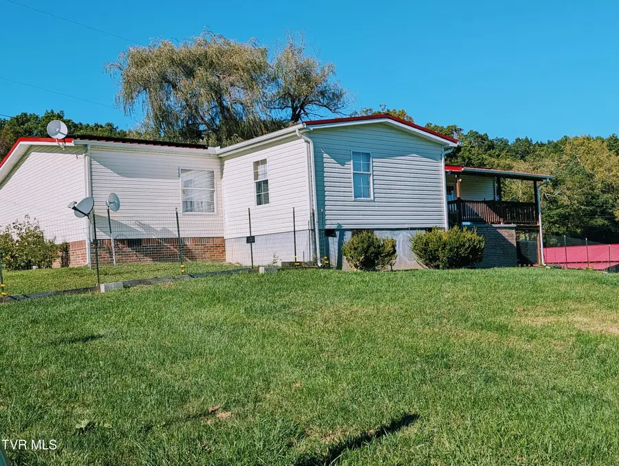 2674 South Of The Mountain Road, Clintwood, VA 24228 - #3