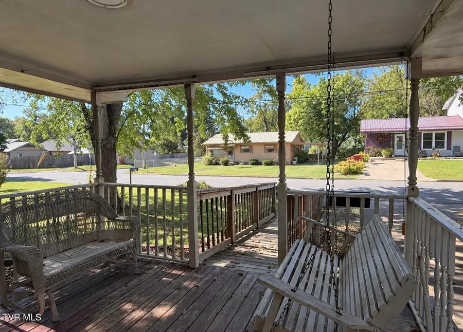 602 Montgomery Street, Johnson City, TN 37604 - #3
