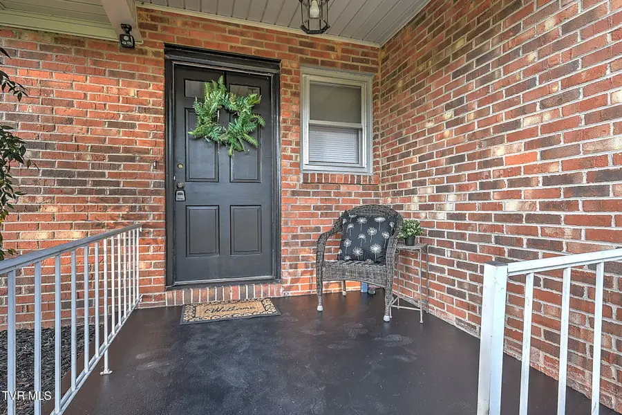 340 Springfield Drive, Bristol, TN 37620 - #3