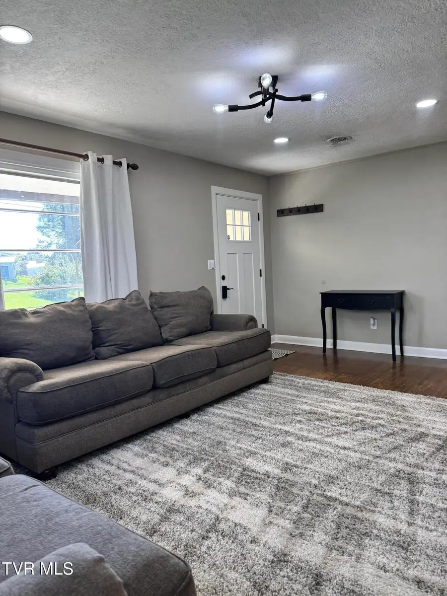 2105 Westfield Street, Bristol, VA 24201 - #3